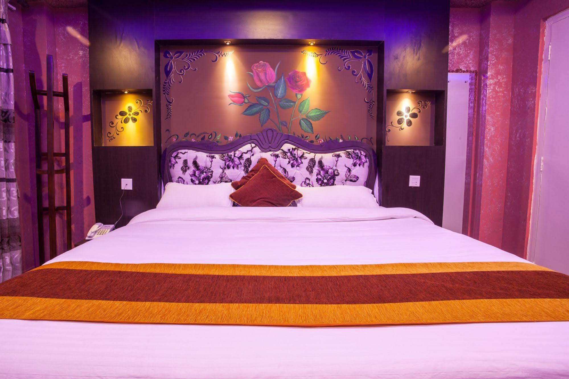 Hotel Nepal Tara Kathmandu Luaran gambar